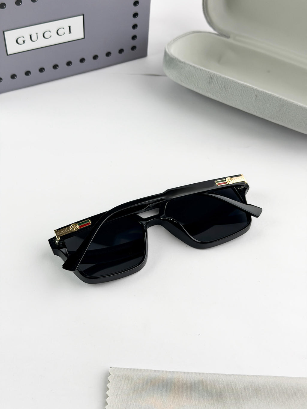 GUCCI BLACK 5106
