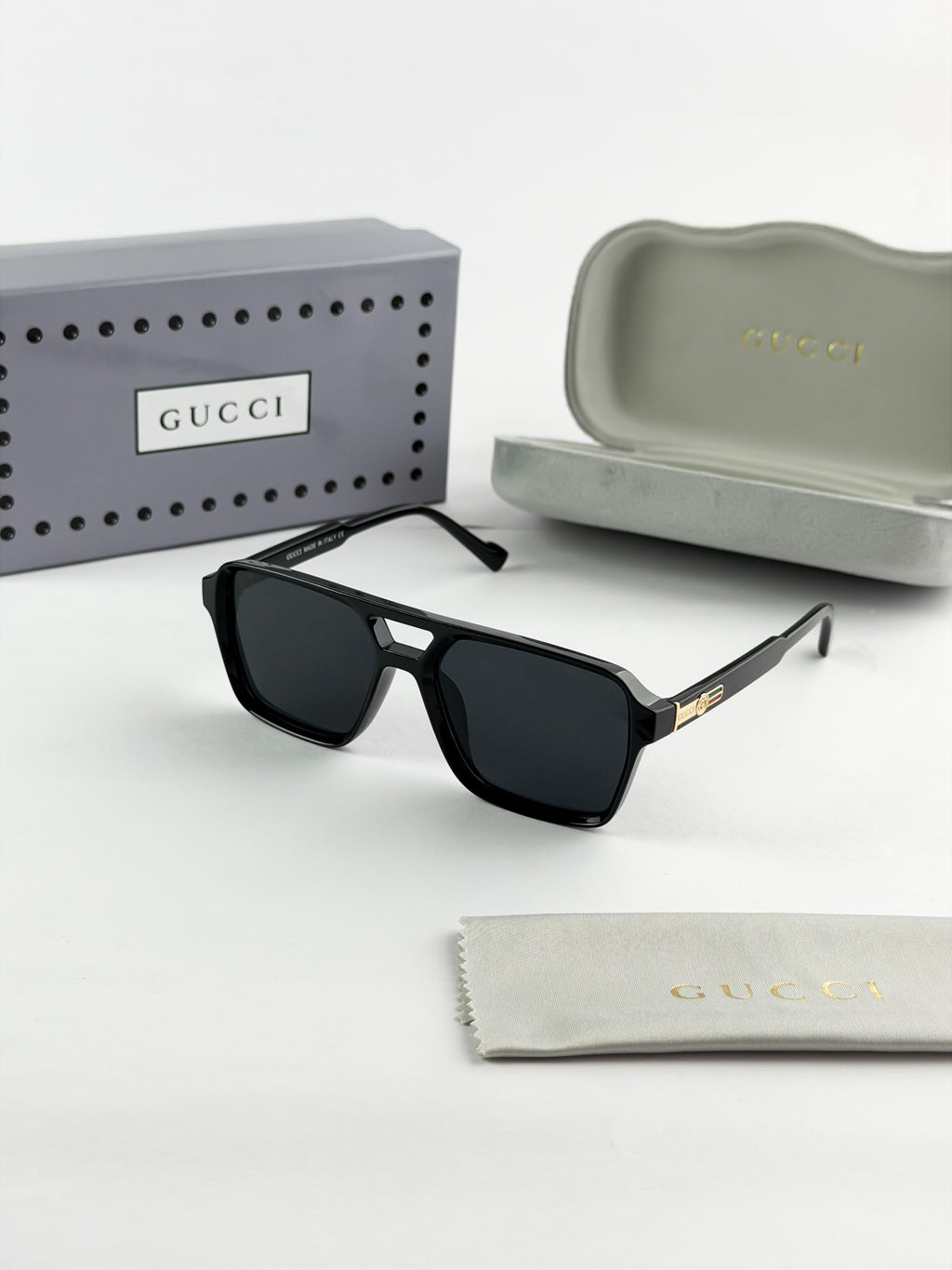 GUCCI BLACK 5106